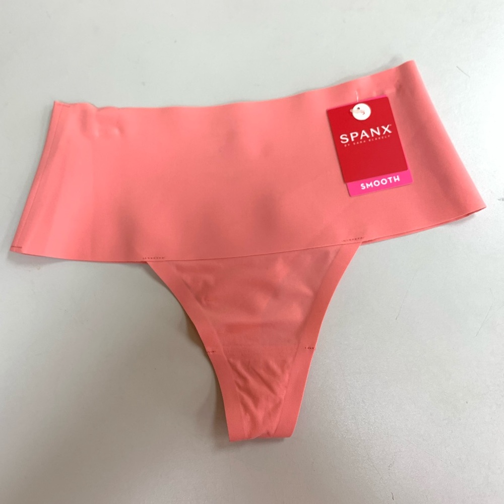 SPANX Undie-detectable Thong